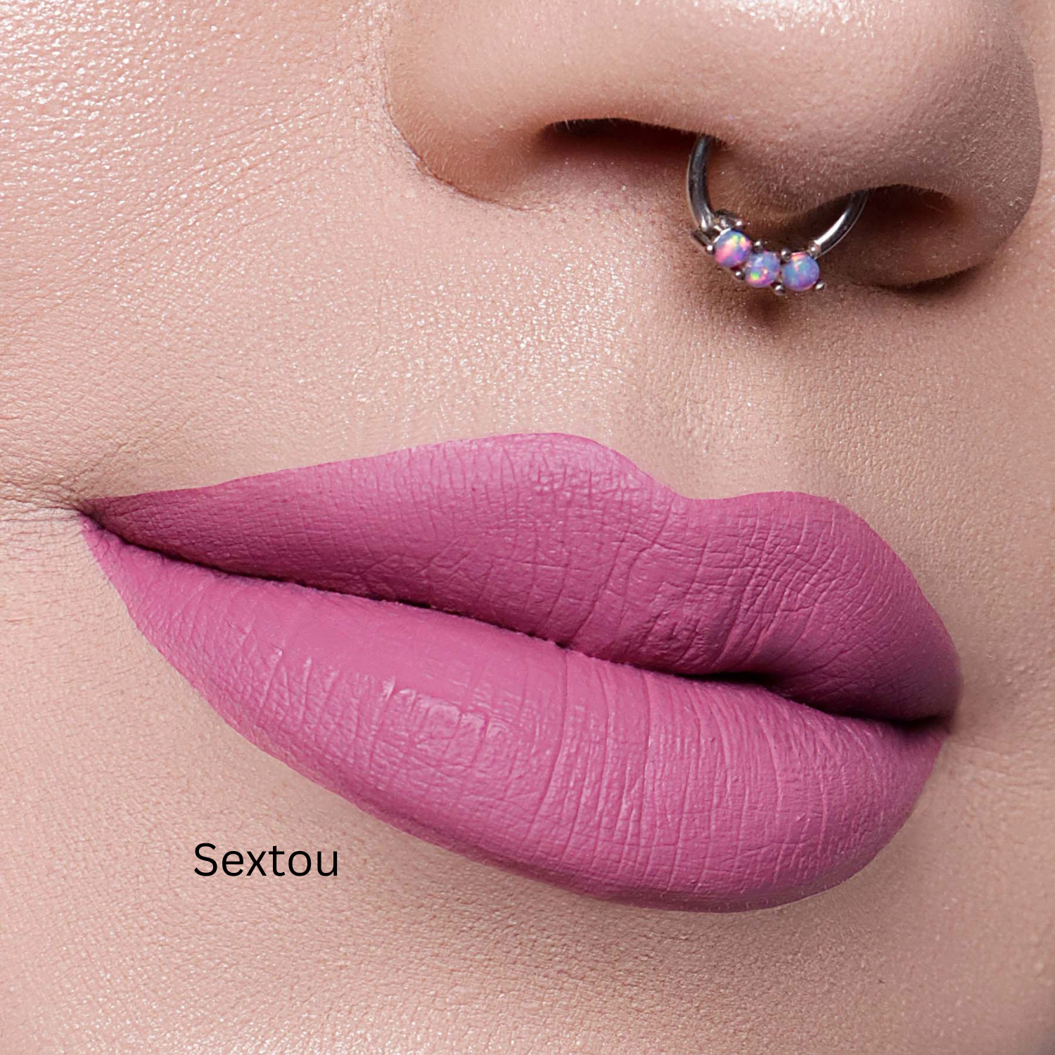 Labial Líquido Matte Mandanudes Adversa